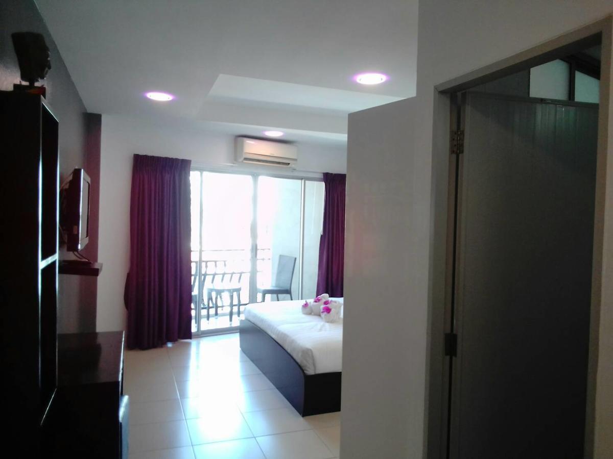 C&C Residence Bistro Restaurant Pattaya Exterior foto